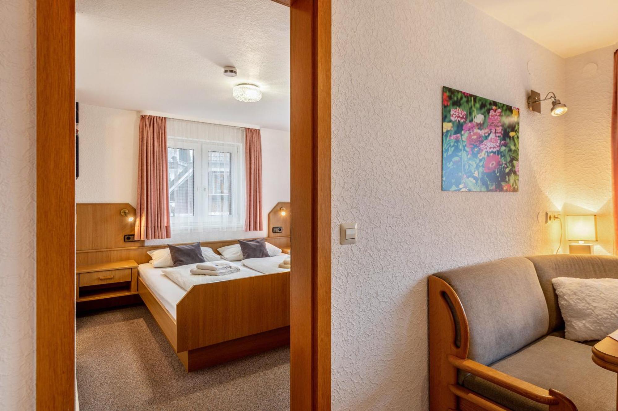 Gaestehaus Kunkelmann Mit Sauna Höchenschwand Esterno foto